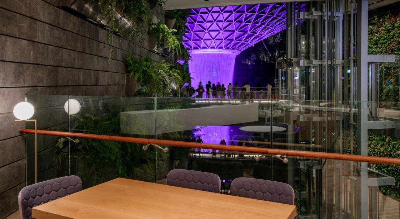 Yotelair Singapore Changi Airport Landside Экстерьер фото